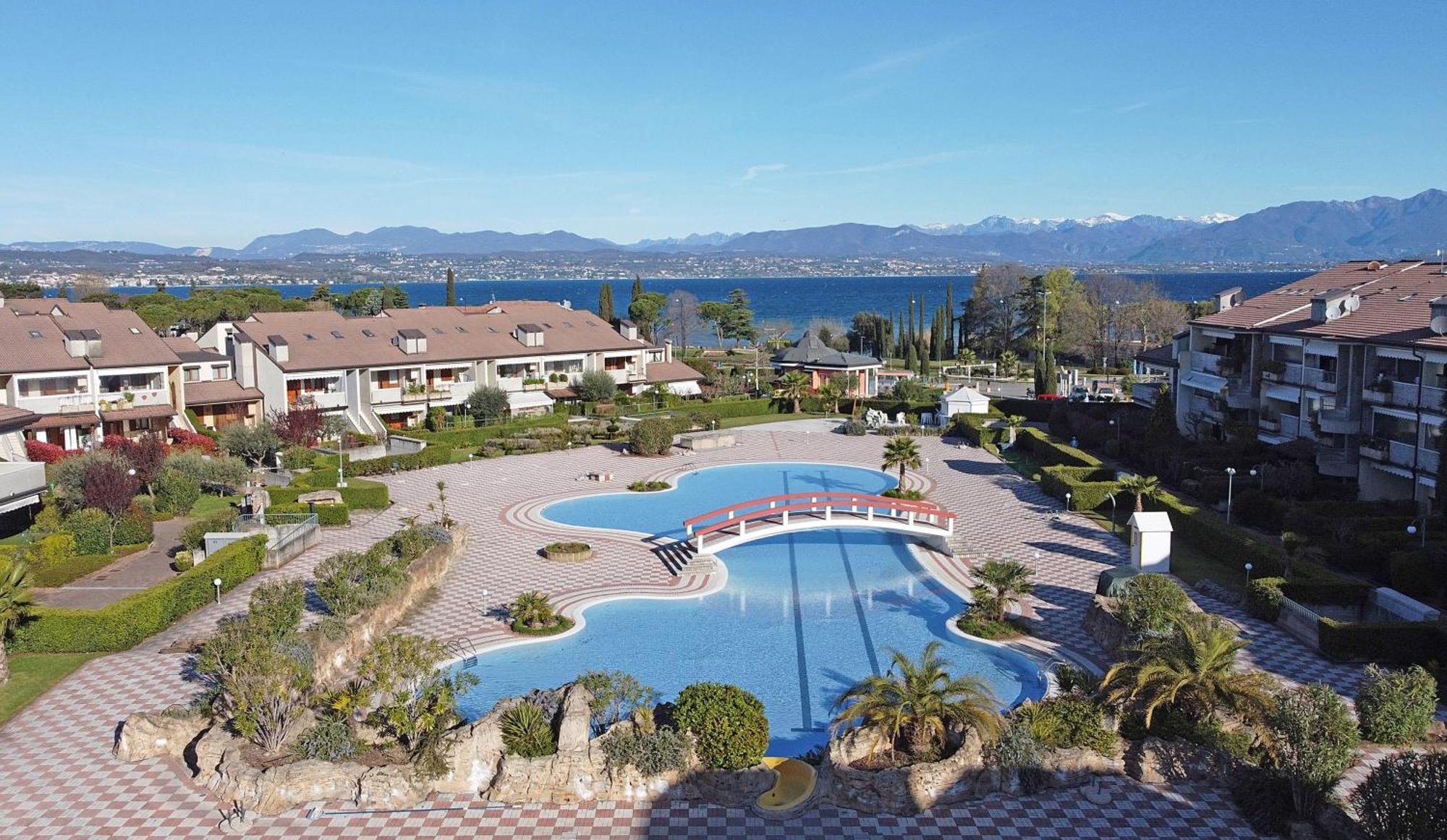 I Ciliegi 1-09 Con Piscina By Wonderful Italy Appartement Desenzano del Garda Buitenkant foto