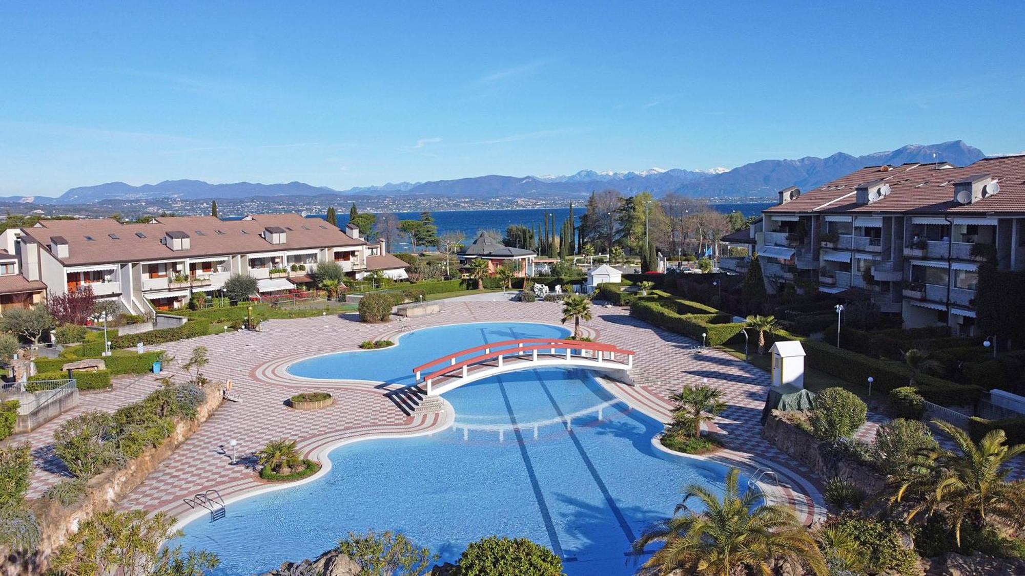 I Ciliegi 1-09 Con Piscina By Wonderful Italy Appartement Desenzano del Garda Buitenkant foto
